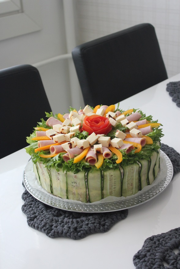 https://media.kinuskikissa.fi/uploads/kinuskit/IMG_5994-vert.jpg