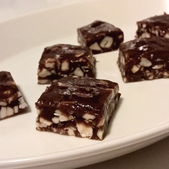 https://media.kinuskikissa.fi/uploads/kinuskit/Inkiväärifudge.jpg