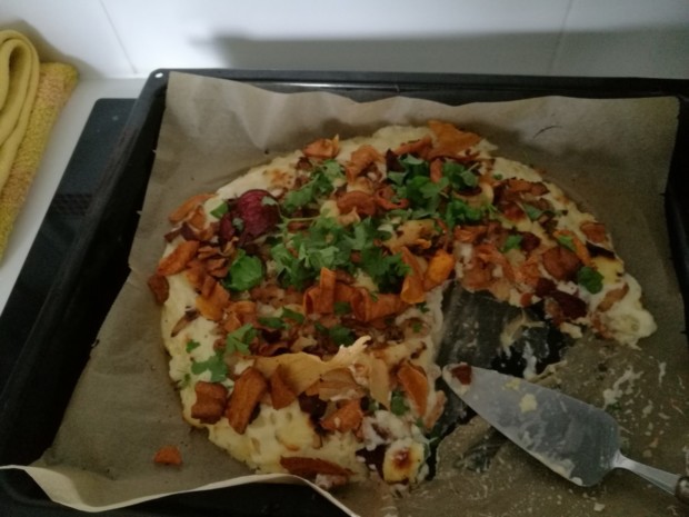 https://media.kinuskikissa.fi/uploads/kinuskit/hannaleena/sadonkorjuupizza.jpg