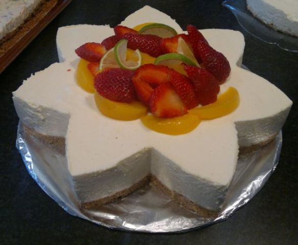 https://media.kinuskikissa.fi/uploads/kinuskit/irzu/060420146072.jpg
