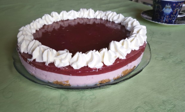 https://media.kinuskikissa.fi/uploads/kinuskit/kokkailenblogi/20170416_185424.jpg