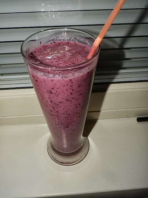 https://media.kinuskikissa.fi/uploads/kinuskit/ninni-kissa/smoothie1.jpg