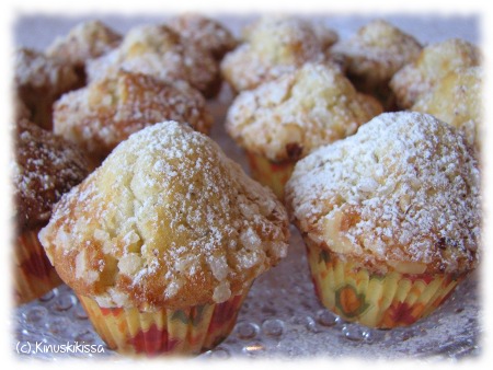 https://media.kinuskikissa.fi/uploads/sini/2009/09/kardemummamuffinssit.JPG