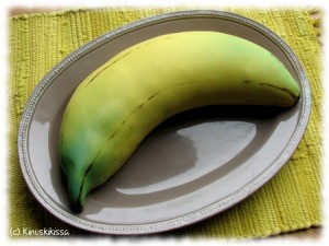 https://media.kinuskikissa.fi/uploads/sini/2011/04/banaanikakku1-300x225.jpg