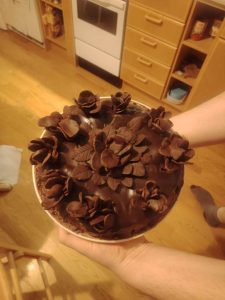 https://media.kinuskikissa.fi/uploads/sini/2016/11/59479-225x300.jpg