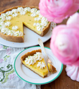 https://media.kinuskikissa.fi/uploads/sini/2022/04/key-lime-pie-7-265x300.jpg