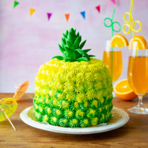 https://media.kinuskikissa.fi/uploads/sini/2023/03/ananas-taytekakku-resepti-1-300x300.jpg
