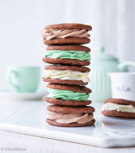 https://media.kinuskikissa.fi/uploads/sini/2024/04/sandwich-jäätelöleivokset-3-264x300.jpg