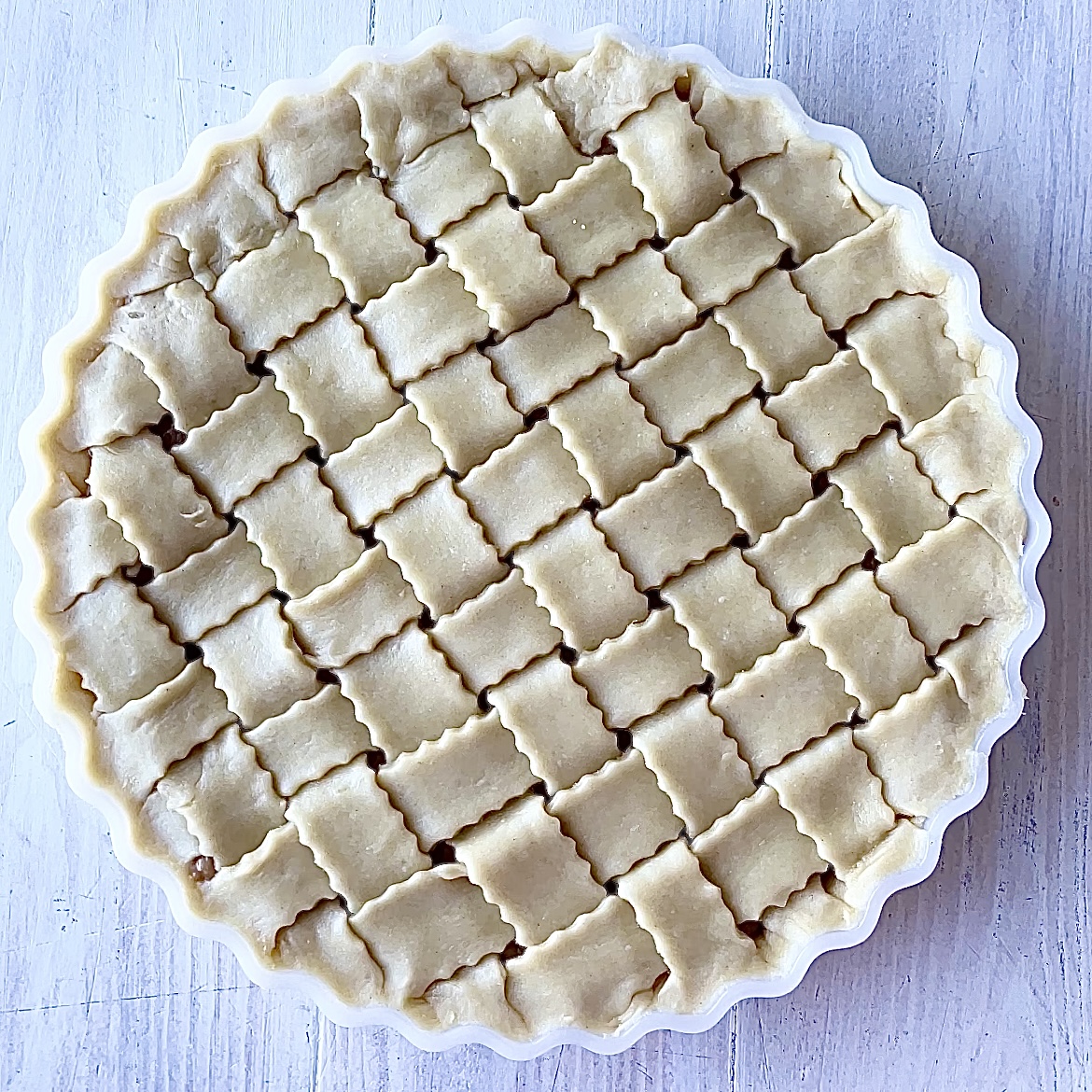 Tiivis taikinaristikko