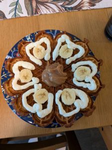 https://media.kinuskikissa.fi/uploads/sini/2026/03/1000011249-225x300.jpg