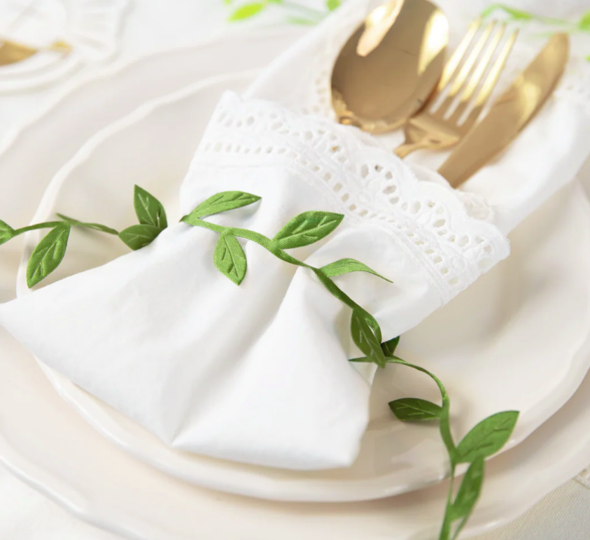 https://media.kinuskikissa.fi/uploads/sini/2026/07/P169797.png