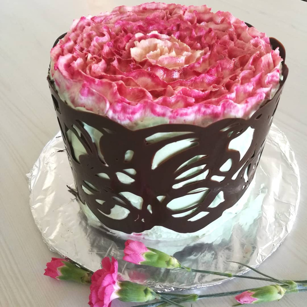 https://media.kinuskikissa.fi/uploads/sini/IMG_20200615_010013_849.jpg