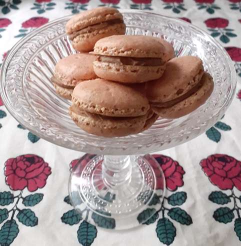 https://media.kinuskikissa.fi/uploads/sini/Macarons.jpg