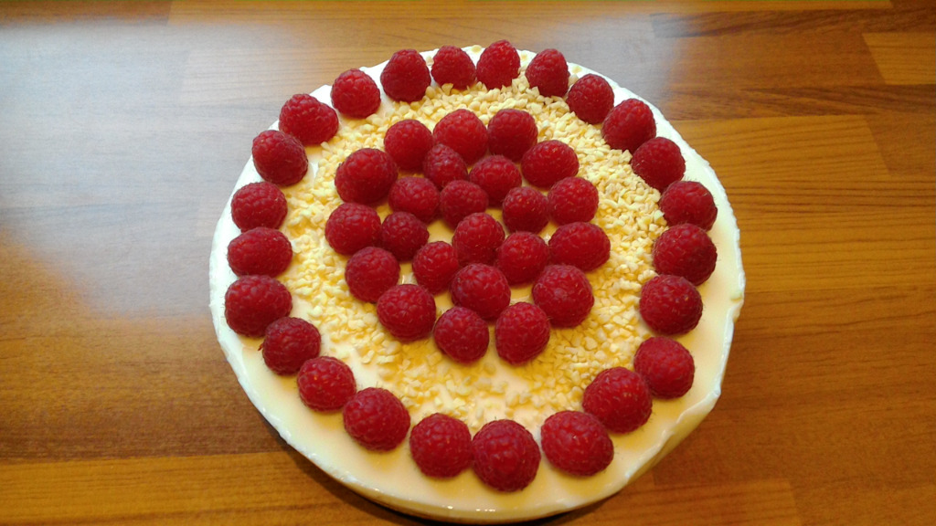 https://media.kinuskikissa.fi/uploads/sini/P_20200630_152730.jpg