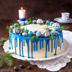 https://media.kinuskikissa.fi/uploads/sini/blue-velvet-kakku-kuva-300x300.jpg