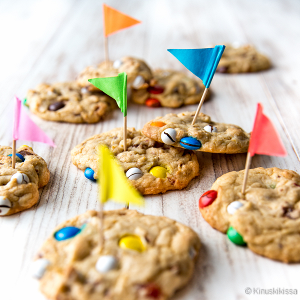 https://media.kinuskikissa.fi/uploads/sini/jama-chip-cookies.jpg