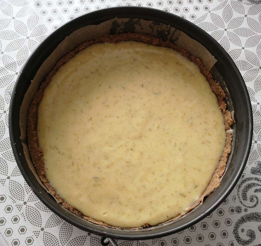 https://media.kinuskikissa.fi/uploads/sini/key-lime-pie.jpg