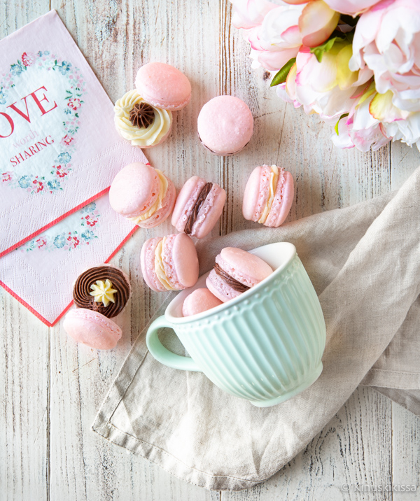 https://media.kinuskikissa.fi/uploads/sini/macaron-leivokset-1.jpg