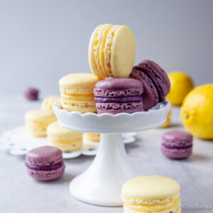 https://media.kinuskikissa.fi/uploads/sini/mantelittomat-macaron-resepti-300x300.jpg