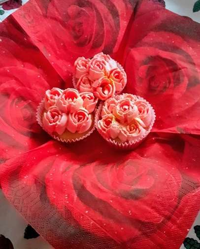 https://media.kinuskikissa.fi/uploads/sini/muffinit.jpg