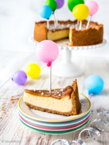https://media.kinuskikissa.fi/uploads/sini/salted-caramel-cheesecake-2-226x300.jpg