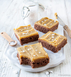 https://media.kinuskikissa.fi/uploads/sini/sticky-toffee-palat-3-275x300.jpg
